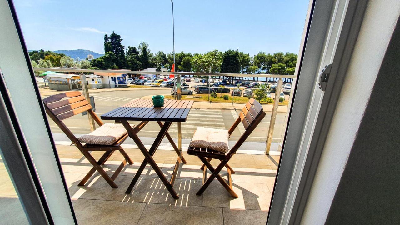 Olav Holiday Apartments Bar Exterior photo